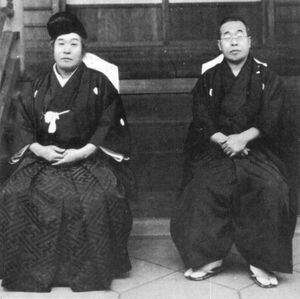 出口王仁三郎と久原房之助.jpg